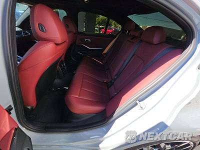 2026 BMW 3 Series Sedan 330i xDrive NA M SPORT LINE - zdjęcie 13 z 25 - miniatura