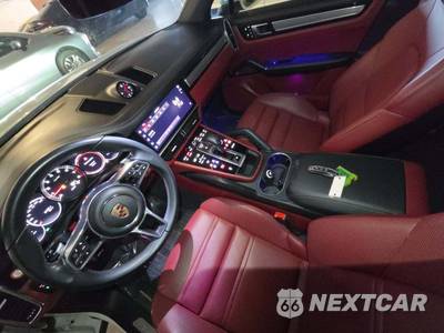 2023 Porsche Cayenne Platinum Edition - zdjęcie 8 z 25 - miniatura