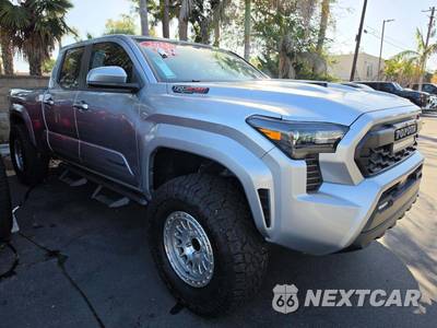 2025 Toyota Tacoma TRD Sport Crew Cab Long Bed - zdjęcie 4 z 27 - miniatura