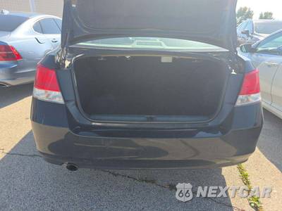 2014 Subaru Legacy 2.5i Limited - zdjęcie 14 z 28 - miniatura
