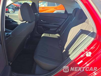 2023 Hyundai Elantra SEL - zdjęcie 13 z 20 - miniatura