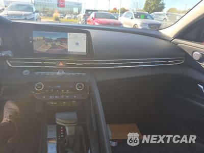 2023 Hyundai Elantra SEL - zdjęcie 10 z 20 - miniatura