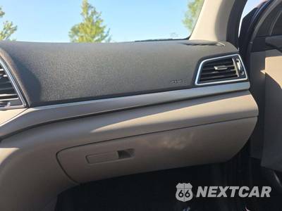 2018 Hyundai Elantra SE Sedan - zdjęcie 19 z 21 - miniatura