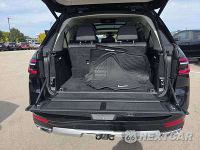 2024 BMW X7 Sports Activity Vehicle xDrive40i - zdjęcie 15 z 22 - miniatura