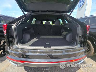 2026 Volkswagen Atlas Cross Sport 2.0T SE w/Technology - zdjęcie 14 z 20 - miniatura
