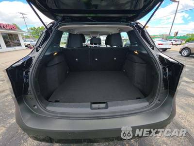 2025 Nissan Kicks S - zdjęcie 14 z 20 - miniatura