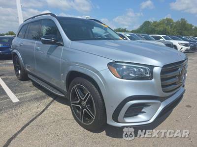 2026 Mercedes-Benz GLS 450 4MATIC - zdjęcie 4 z 21 - miniatura
