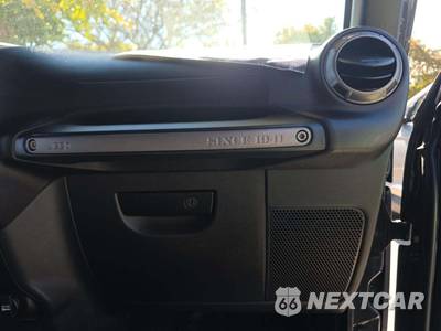 2017 Jeep Wrangler Willys Wheeler Edition - zdjęcie 19 z 20 - miniatura