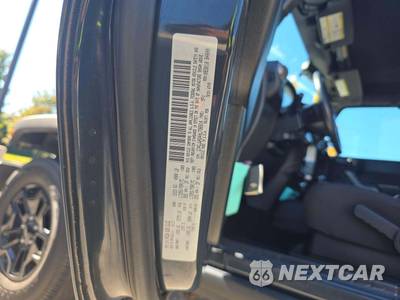 2017 Jeep Wrangler Willys Wheeler Edition - zdjęcie 5 z 20 - miniatura