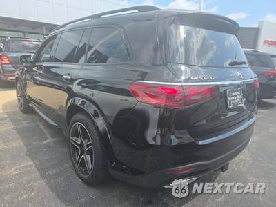 2026 Mercedes-Benz GLS 450 4MATIC - zdjęcie 2 z 21 - miniatura