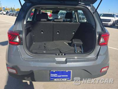 2023 Hyundai Venue SEL - zdjęcie 14 z 20 - miniatura