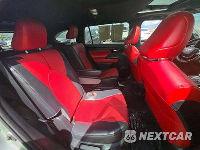2022 Toyota Highlander XSE - zdjęcie 14 z 21 - miniatura