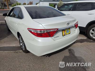 2015 Toyota Camry XLE - zdjęcie 2 z 22 - miniatura