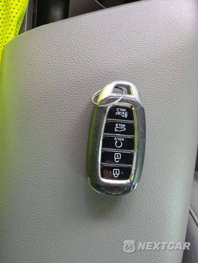 2023 Hyundai Elantra SEL - zdjęcie 8 z 23 - miniatura
