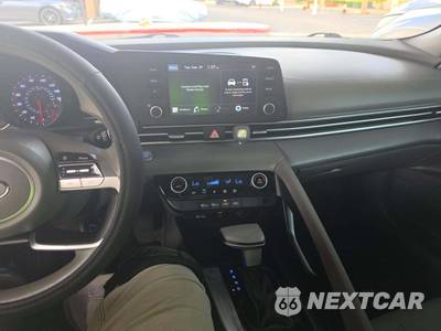 2023 Hyundai Elantra SEL - zdjęcie 10 z 23 - miniatura