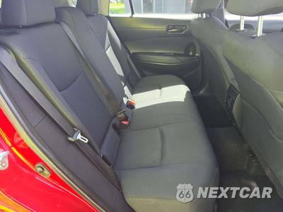 2024 Toyota Corolla Cross LE - zdjęcie 13 z 20 - miniatura