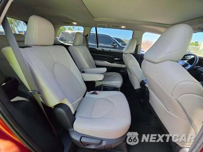 2024 Toyota Grand Highlander Limited - zdjęcie 14 z 21 - miniatura