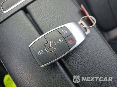 2023 Mercedes-Benz GLA 250 4MATIC - zdjęcie 8 z 23 - miniatura