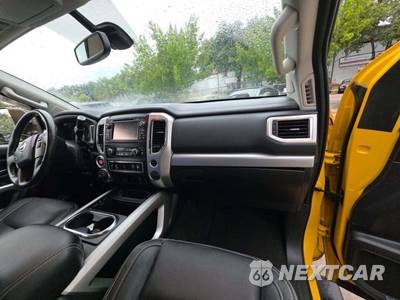 2018 Nissan TITAN PRO-4X Crew Cab Short Bed - zdjęcie 19 z 27 - miniatura