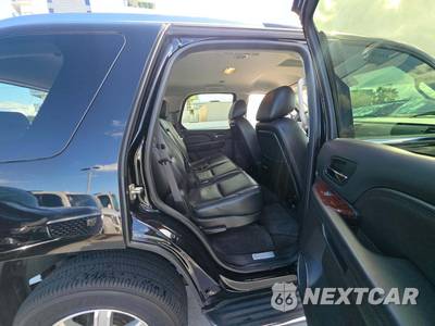 2011 Cadillac Escalade 1SA - zdjęcie 17 z 26 - miniatura