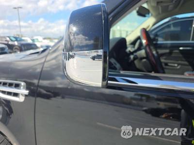 2011 Cadillac Escalade 1SA - zdjęcie 24 z 26 - miniatura