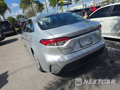 2024 Toyota Corolla LE Sedan - zdjęcie 2 z 24 - miniatura