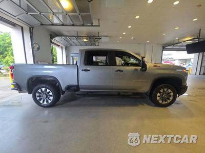 2025 Chevrolet Silverado 2500HD Custom Crew Cab Medium Bed 1CX - zdjęcie 4 z 22 - miniatura