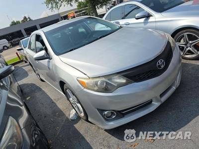 2014 Toyota Camry SE - zdjęcie 4 z 21 - miniatura