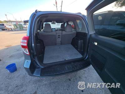 2012 Toyota RAV4 - zdjęcie 14 z 22 - miniatura