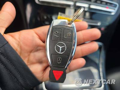 2015 Mercedes-Benz C 300 4MATIC Sedan - zdjęcie 8 z 29 - miniatura