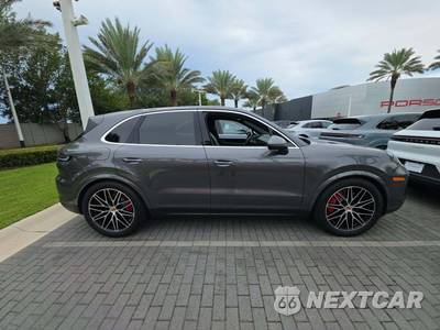 2026 Porsche Cayenne S - zdjęcie 4 z 23 - miniatura