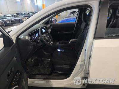2025 Nissan Kicks S - zdjęcie 6 z 23 - miniatura
