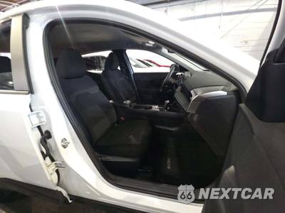 2025 Nissan Kicks S - zdjęcie 18 z 23 - miniatura