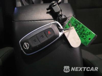 2025 Nissan Kicks S - zdjęcie 8 z 23 - miniatura