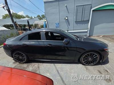 2020 Mercedes-Benz CLA 250 - zdjęcie 4 z 20 - miniatura
