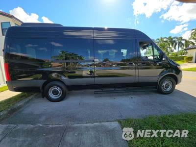2025 Mercedes-Benz Sprinter 2500 Passenger Van High Roof 170.0" WB - zdjęcie 4 z 24 - miniatura