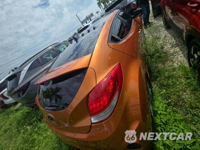 2016 Hyundai Veloster Turbo w/Orange Accent - zdjęcie 14 z 19 - miniatura