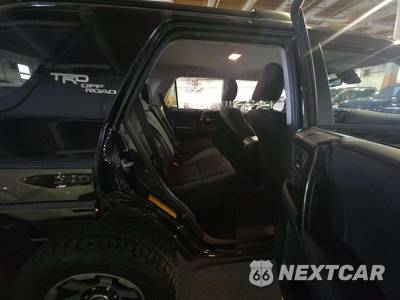 2022 Toyota 4Runner TRD Off-Road - zdjęcie 16 z 21 - miniatura