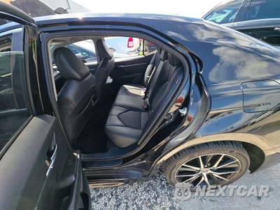 2024 Toyota Camry SE - zdjęcie 13 z 27 - miniatura