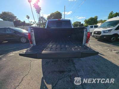 2015 Ford F-150 Lariat Crew Cab Short Bed - zdjęcie 14 z 22 - miniatura