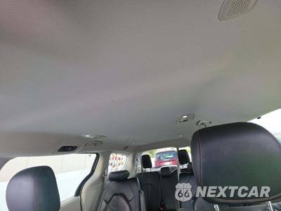 2020 Chrysler Pacifica Touring L 121.6" WB - zdjęcie 11 z 28 - miniatura