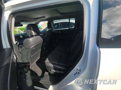 2024 Hyundai Santa Fe Limited - zdjęcie 13 z 27 - miniatura