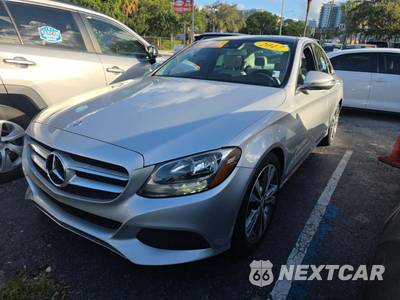 2017 Mercedes-Benz C 300 Sedan - zdjęcie 1 z 23 - miniatura