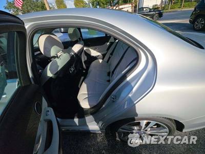 2017 Mercedes-Benz C 300 Sedan - zdjęcie 13 z 23 - miniatura