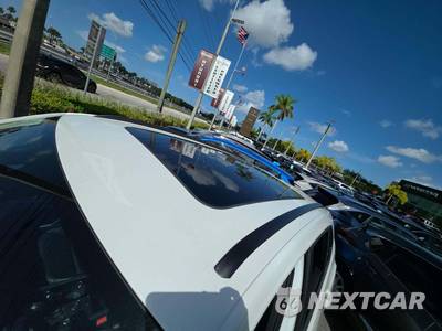 2023 Volkswagen Atlas Cross Sport 2.0T SEL R-Line Black - zdjęcie 12 z 21 - miniatura