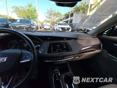 2023 Cadillac XT4 Premium Luxury 1SD - zdjęcie 10 z 22 - miniatura