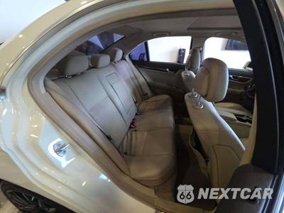 2011 Mercedes-Benz C 300 - zdjęcie 16 z 28 - miniatura