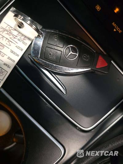 2018 Mercedes-Benz GLA 250 - zdjęcie 8 z 25 - miniatura