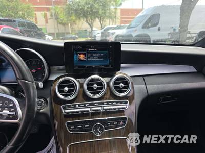 2019 Mercedes-Benz C 300 4MATIC Sedan - zdjęcie 10 z 24 - miniatura