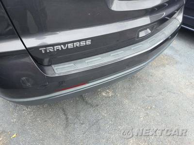 2017 Chevrolet Traverse LS 1LS - zdjęcie 33 z 46 - miniatura